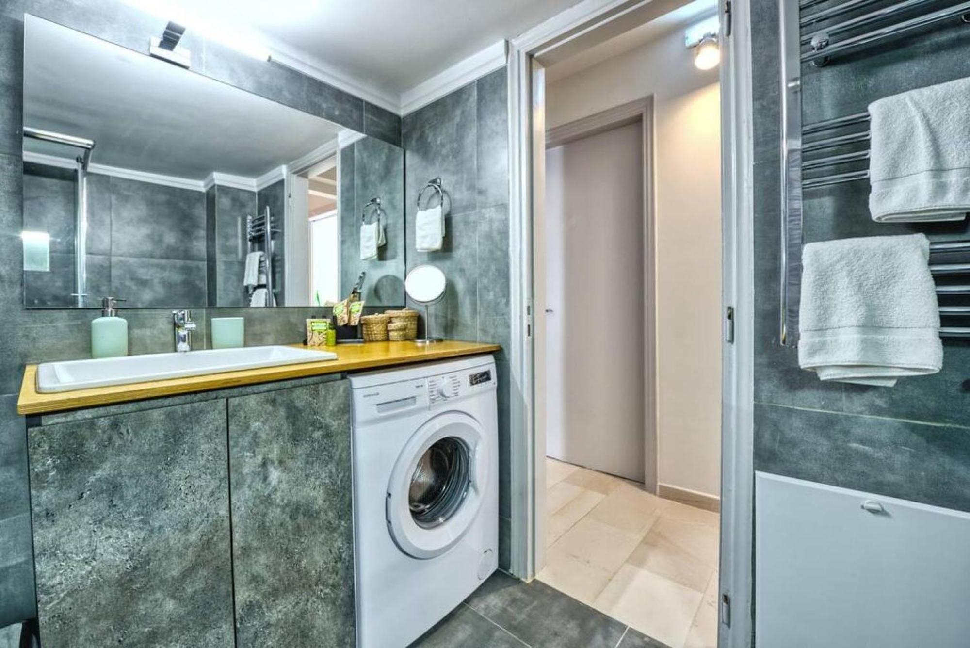 Muse A Dreamy And Fresh New Apartment Athen Eksteriør billede